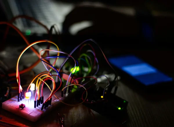 victor-aznabaev-pjTU9Edzc1g-unsplash